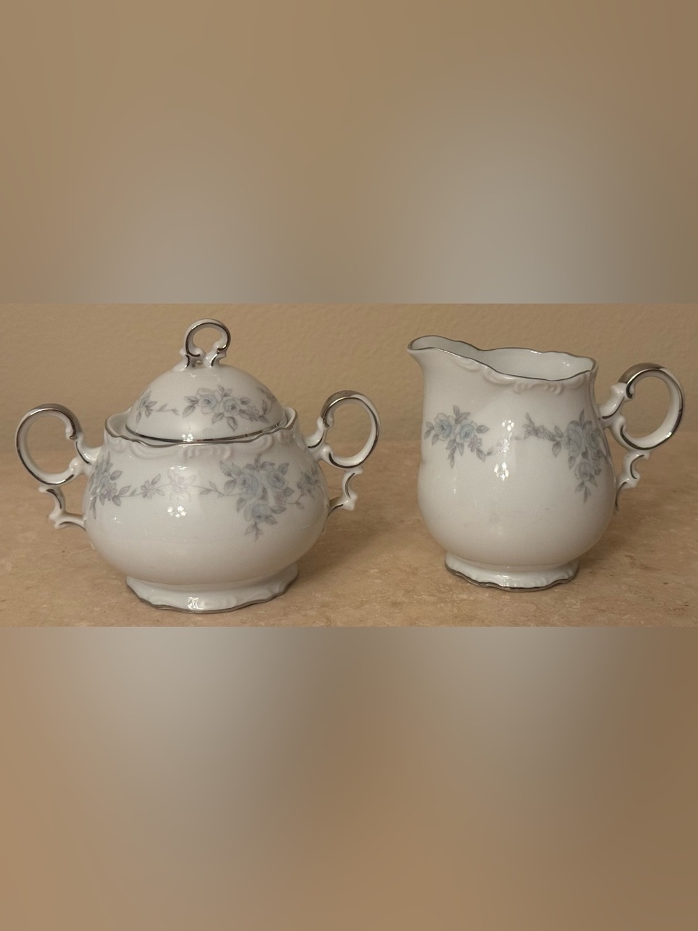 Mikasa Barbizon 9289 Fine China Floral Creamer and Lidded Sugar Bowl Vintage.
